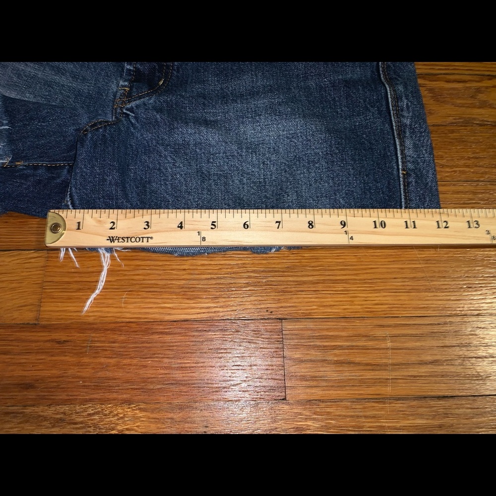 BDG tomgirl jean shorts size 30 button fly raw hem medium wash urban outfitters - Picture 4 of 15